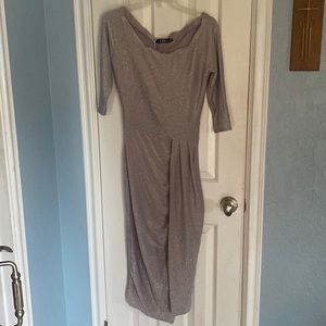 Dress. Women’s. Small